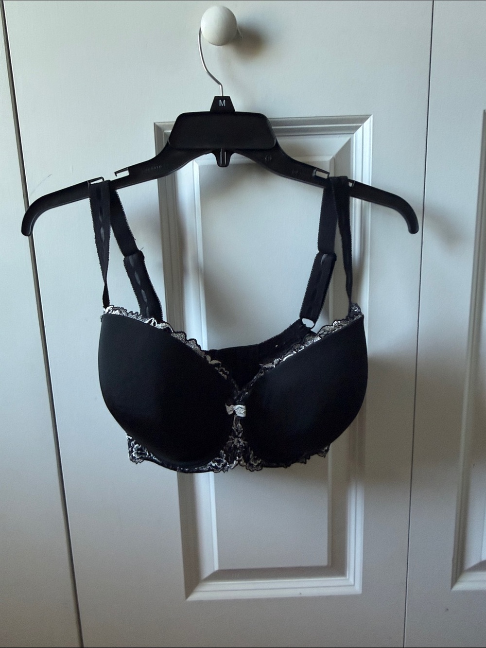 Paramour Black Lace-Trim Bra Size 34G
